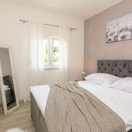 Holiday Home Bibano Bibinje Exterior photo